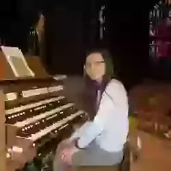 Karen Au